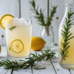 Hausgemachte Rosmarinlimonade: erfrischend und natürlich