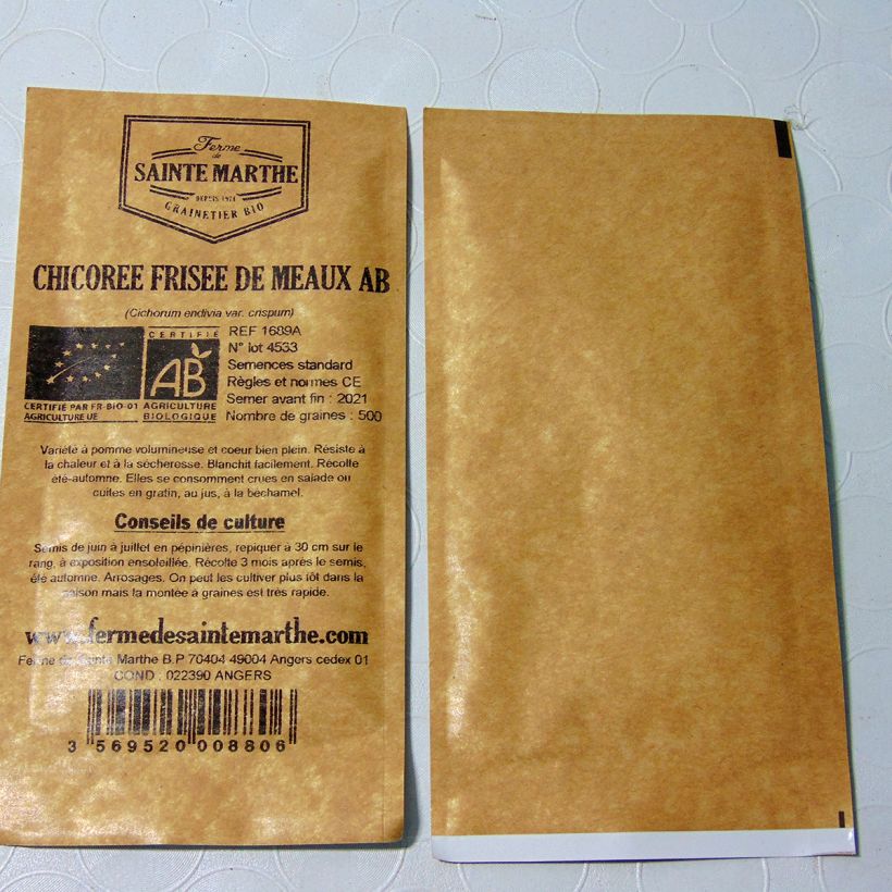 Example of Endivie de Meaux Bio - Ferme de Sainte Marthe per pack of 2300 seeds (4g) as you get