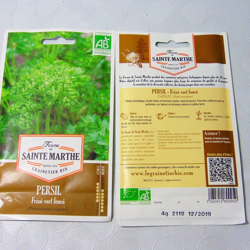 Example of Garten-Petersilie Vert foncé - Ferme de Sainte Marthe - Petroselinum crispum per pack of 2300 seeds (4g) as you get