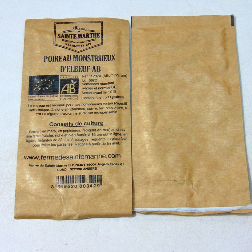 Example of Lauch-Porree Monstrueux d'Elbeuf Bio- Ferme de Ste Marthe per pack of 500 seeds (1g) as you get